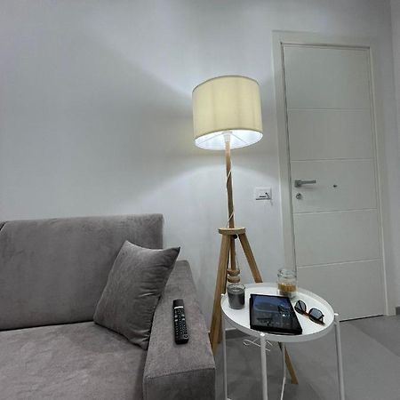 Civico 66 Apartment Palermo Bagian luar foto