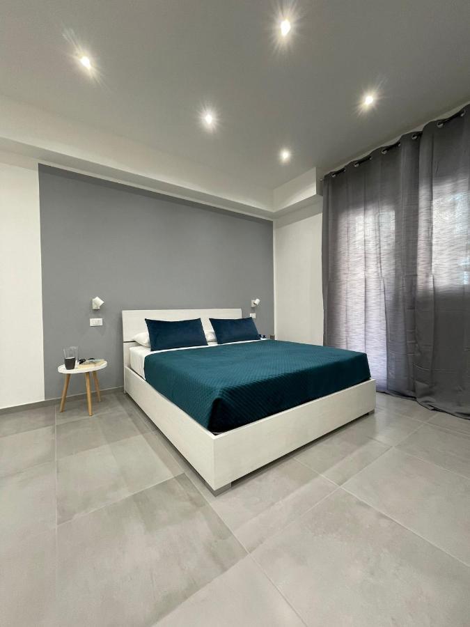 Civico 66 Apartment Palermo Bagian luar foto