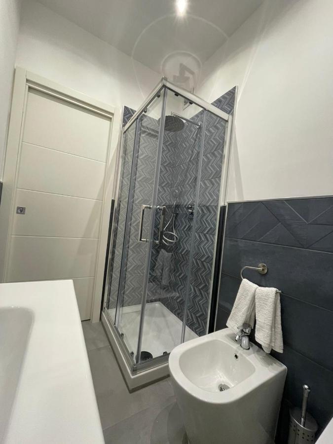 Civico 66 Apartment Palermo Bagian luar foto