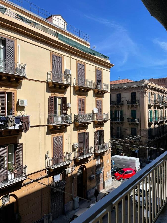 Civico 66 Apartment Palermo Bagian luar foto