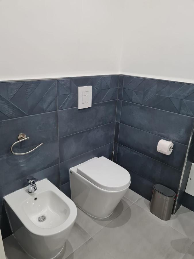 Civico 66 Apartment Palermo Bagian luar foto