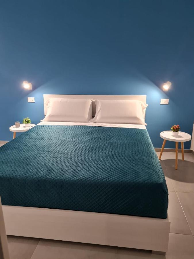 Civico 66 Apartment Palermo Bagian luar foto